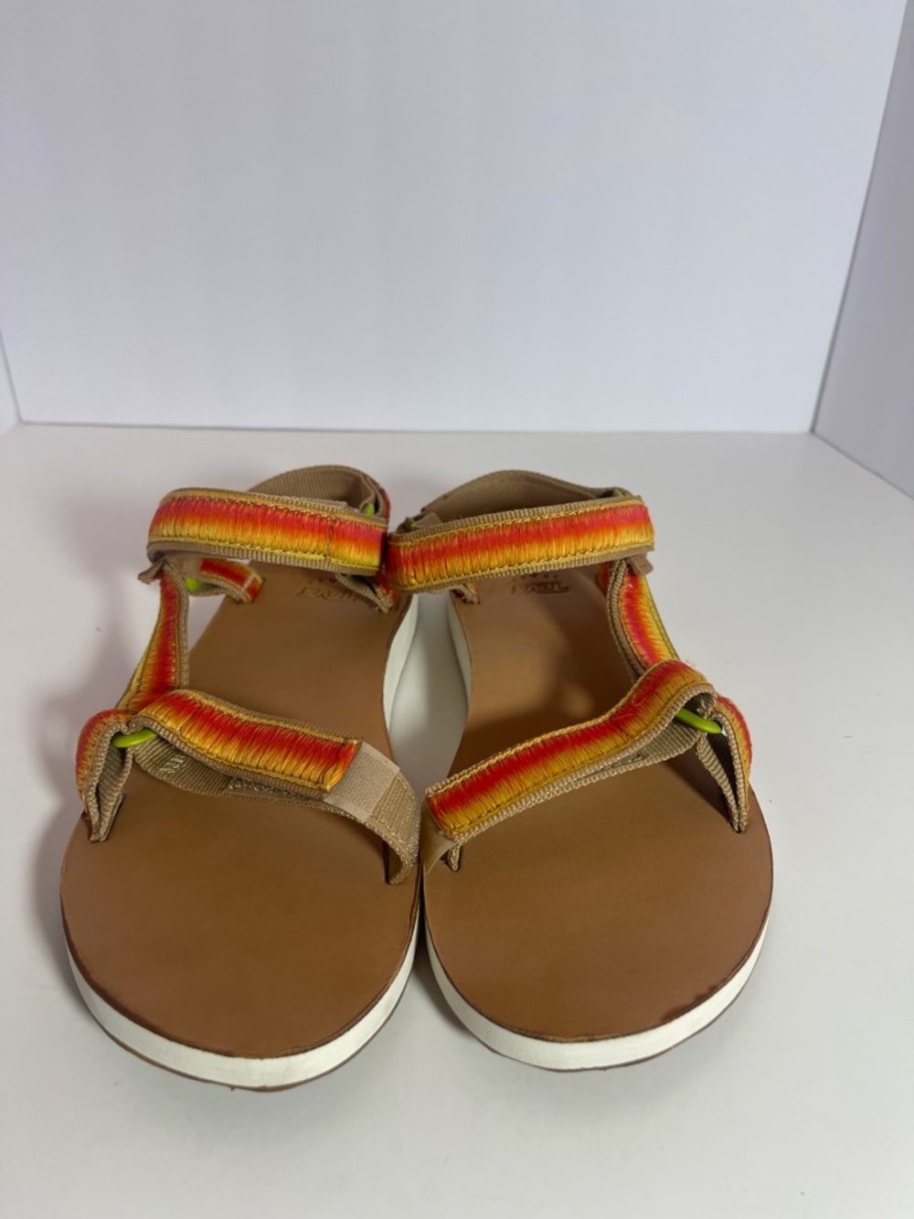 Teva Universal Ombré Sunset Sandals size 10 red, orange, yellow ombré straps